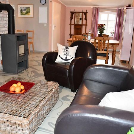 Schoene Ferienwohnungen In Sassnit Sassnitz Room photo