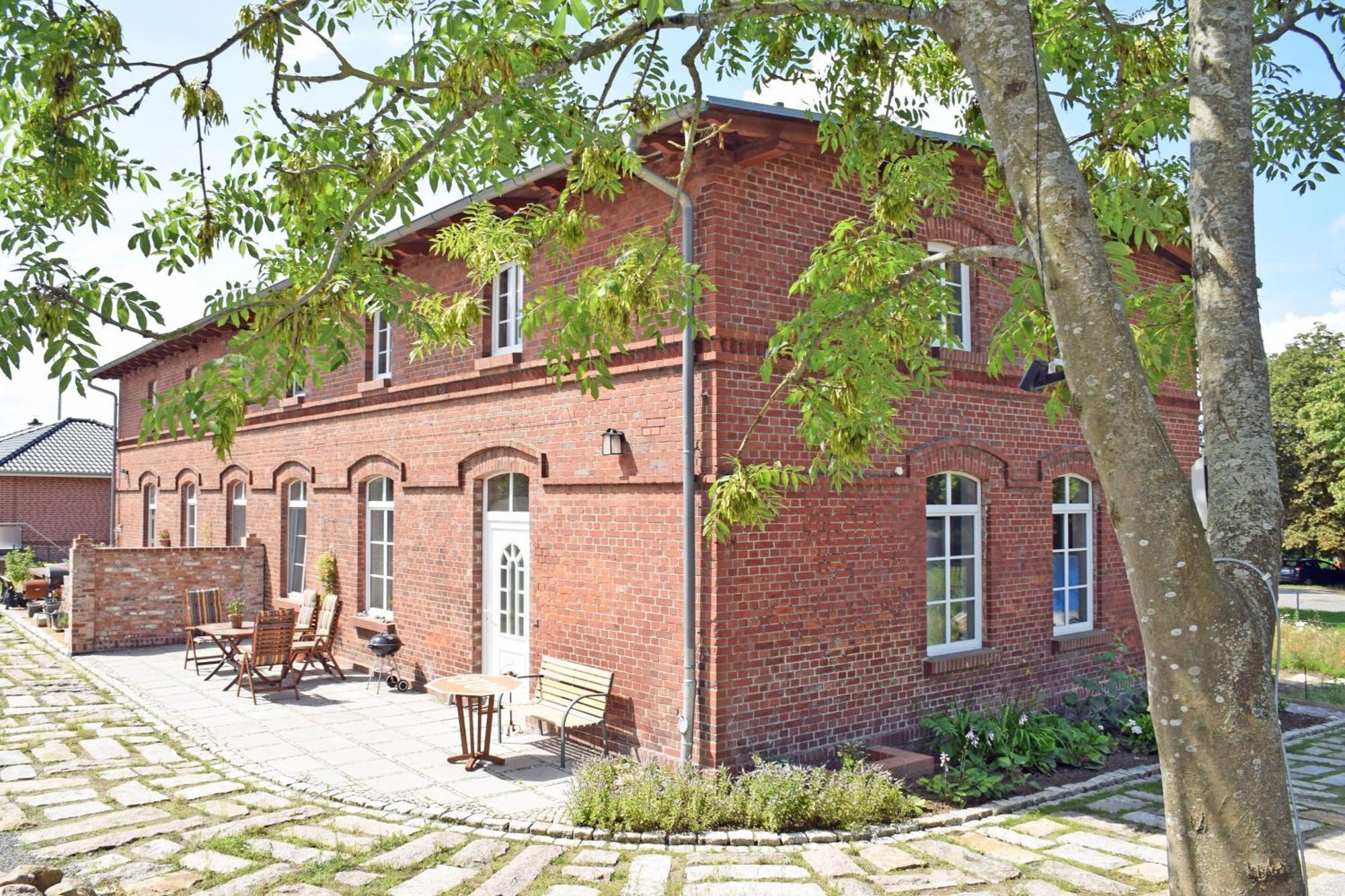 Schoene Ferienwohnungen In Sassnit Sassnitz Exterior photo